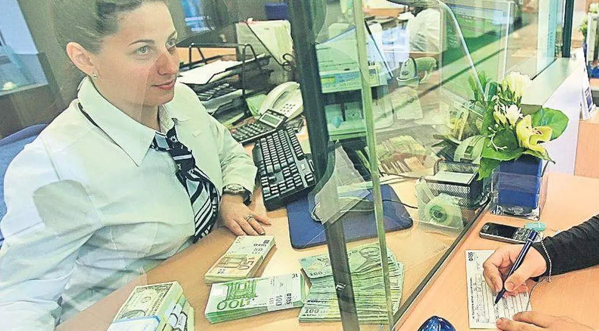 Veste bună pentru datornicii la bănci! Scapă de RECUPERATORI!