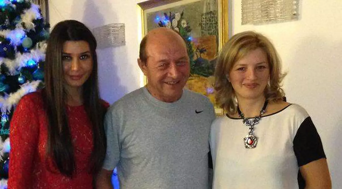 SECHESTRU pe bunurile fiicei lui BĂSESCU