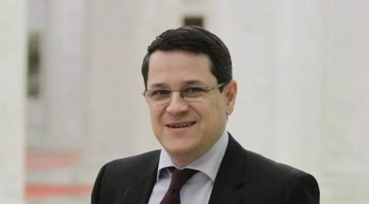 Zece generali din SRI au fost trecuți în rezervă