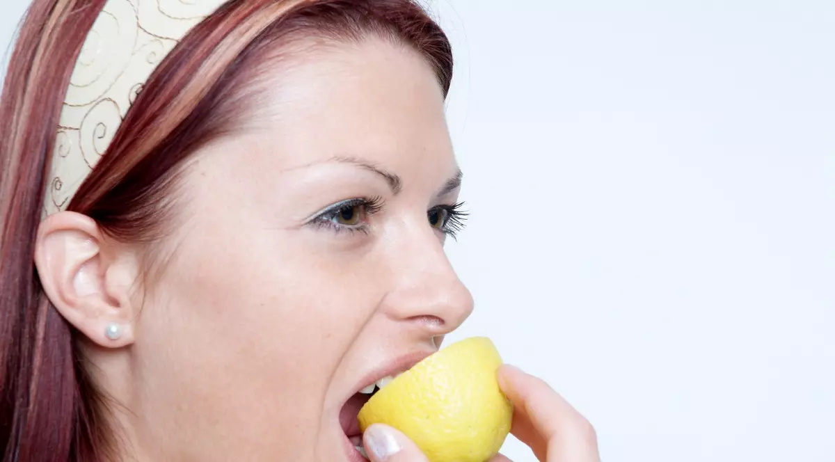 Ce se întâmplă în corpul tău dacă mănânci LĂMÂIE ÎNGHEȚATĂ! 