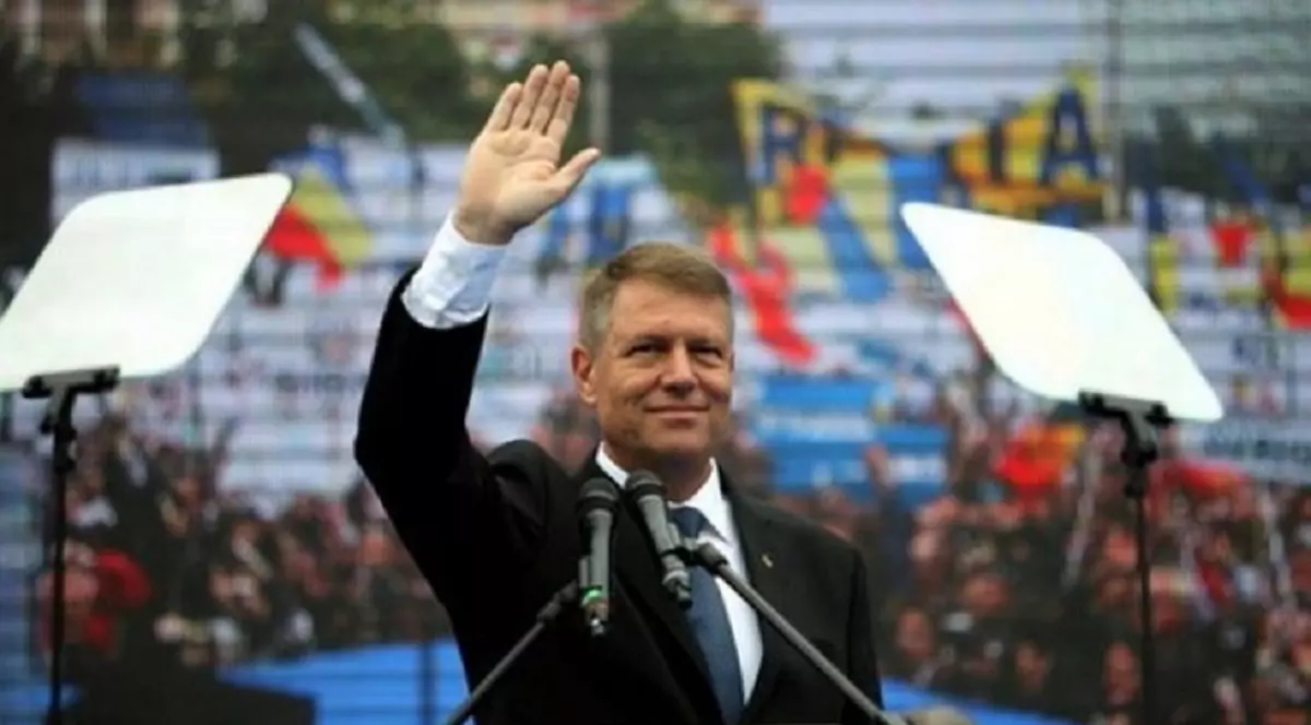 KLAUS IOHANNIS, la 100 de zile de mandat. Ce le-a pregătit fanilor de pe Facebook