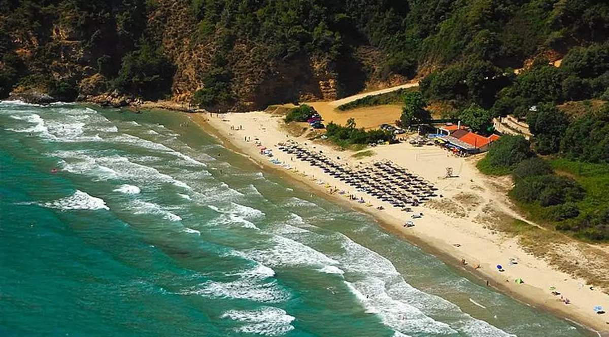 Paradise Beach, unul dintre cele mai frumoase locuri din Thassos