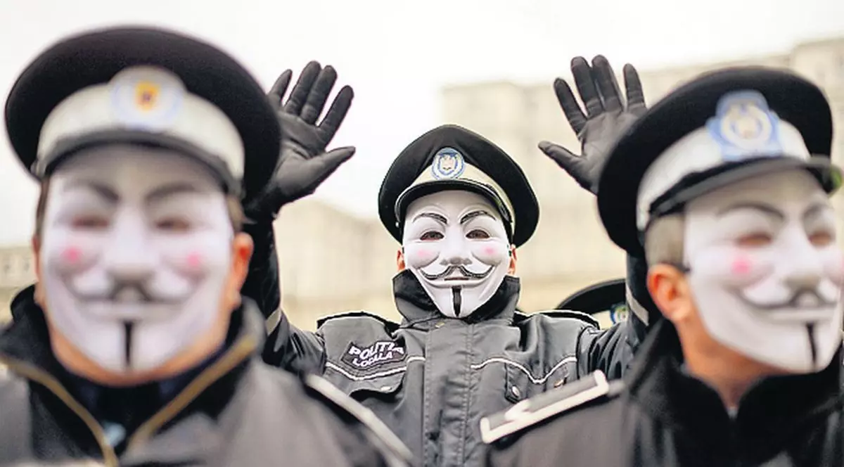 Bani de mâncare de la Guvern | Toţi poliţiştii locali vor primi alocaţie de hrană