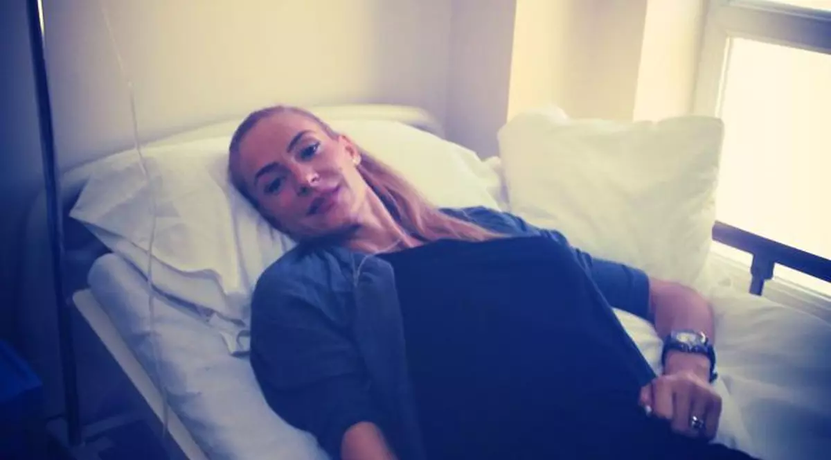 Dezvăluiri incredibile! Roxana Ciuhulescu a trecut prin CLIPE de COȘMAR: ”Am fost la un pas să-mi pierd un sân” 