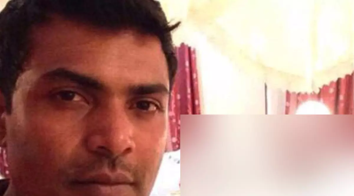 Cel mai prost SELFIE făcut vreodată! Ce se află în spatele acestui bărbat e revoltător! FOTO-ȘOC