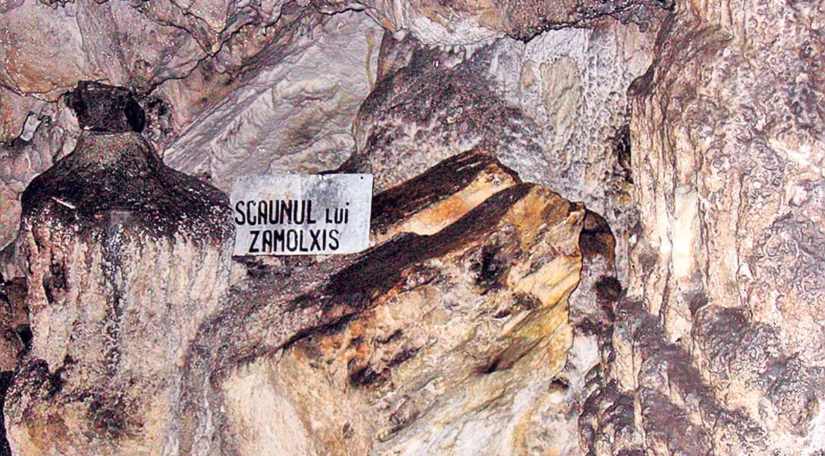 Cetăţile dacilor au fost construite de «uriaşi»! Deasupra peşterii zeului Zamolxis, la Polovragi, se află o aşezare a giganţilor