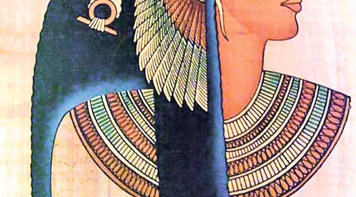 Cosmeticele au apărut acum 5.000 de ani! În Evul Mediu, ritualurile de frumuseţe erau de-a dreptul bizare şi includeau decocturi din şopârlă în ulei de nuci