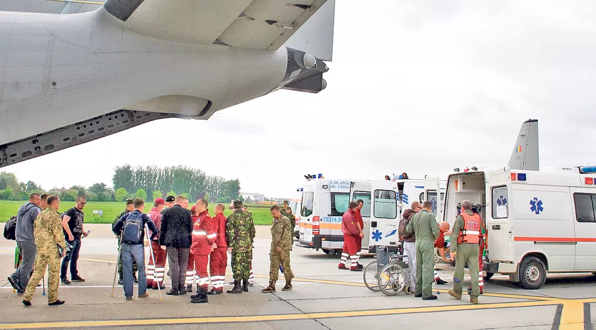 Soldați ucraineni răniți, internați la Spitalul Militar din Capitală