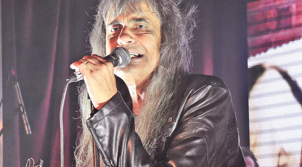 EXCLUSIV | Minculescu se întoarce la Iris!