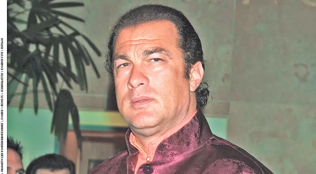 Steven Seagal, consul onorific al Rusiei în SUA