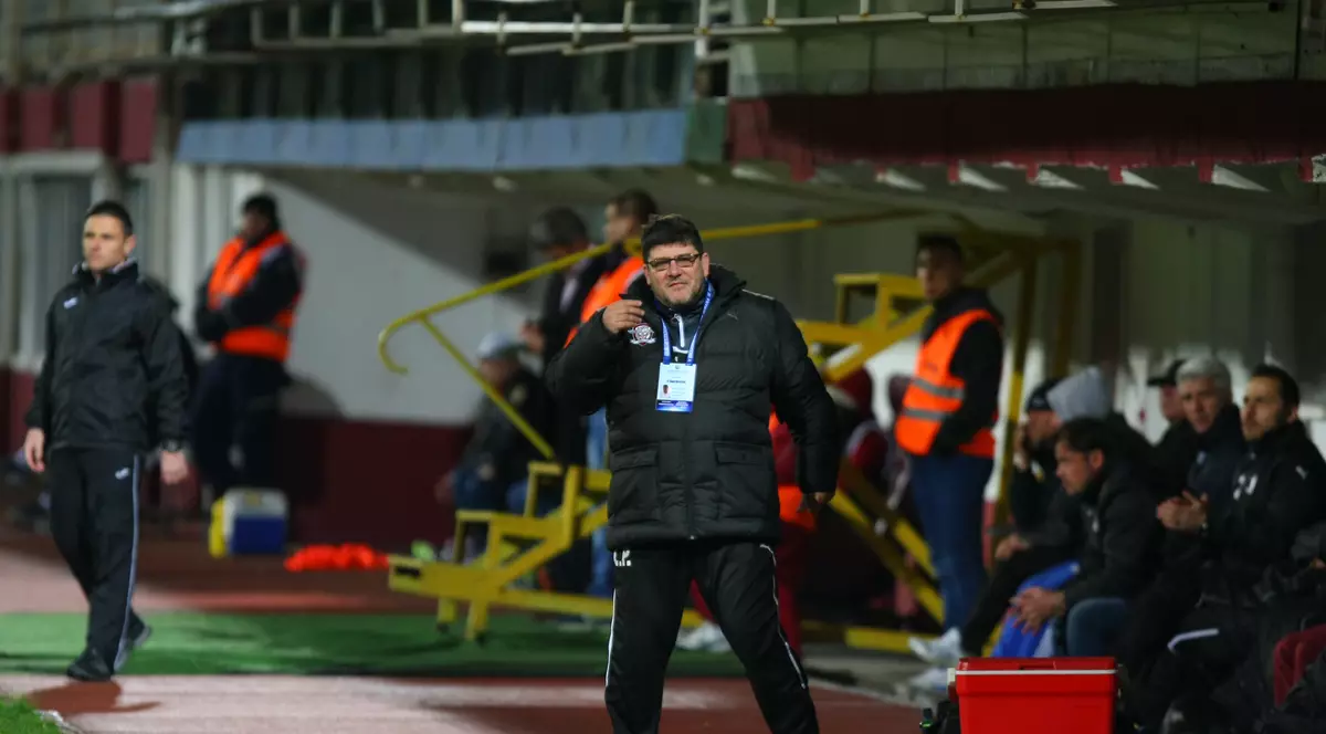 Cristi Pustai ştie ce-i lipseşte Rapidului: "Nu avem un număr 10"