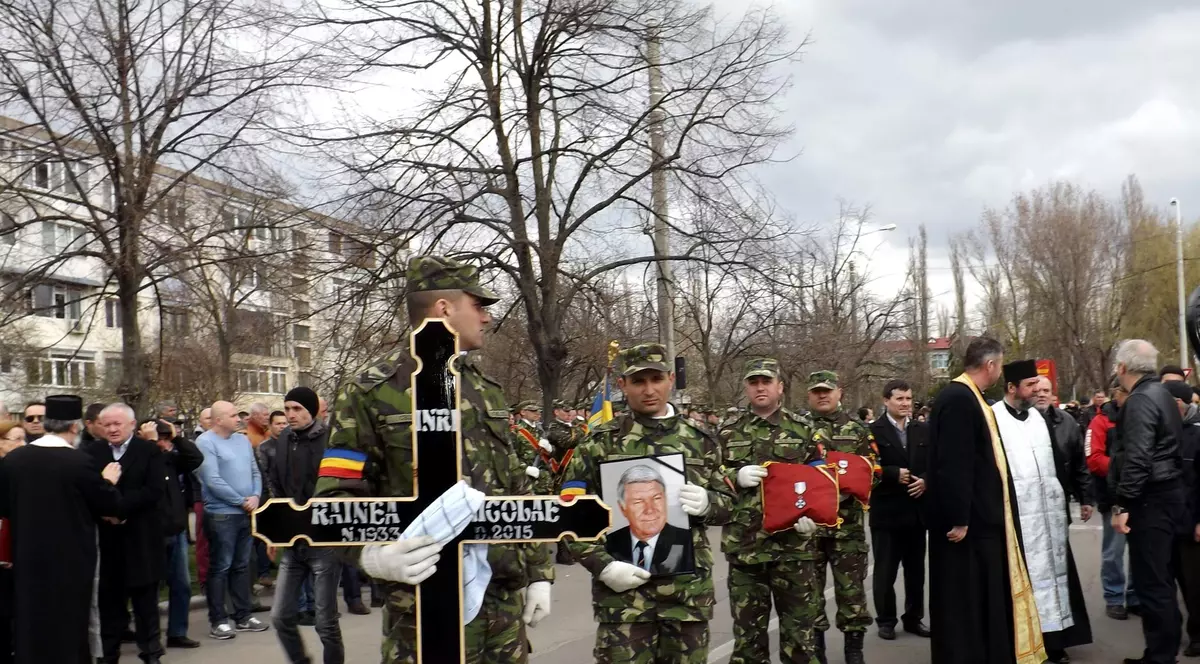 Nicolae Rainea, înmormântat cu onoruri militare, la Galați | FOTO