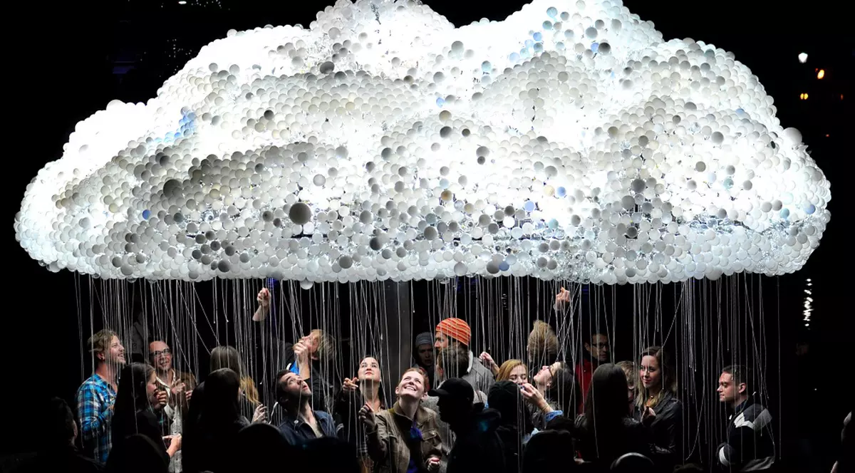 Două zone din centrul CAPITALEI, ”inundate” de lumini