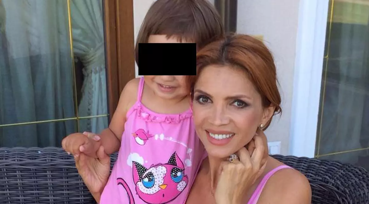 EXCLUSIV/ Împreună de nevoie! Cristina Spătar și fostul ei soț și-au sărbătorit fiica de cinci ani