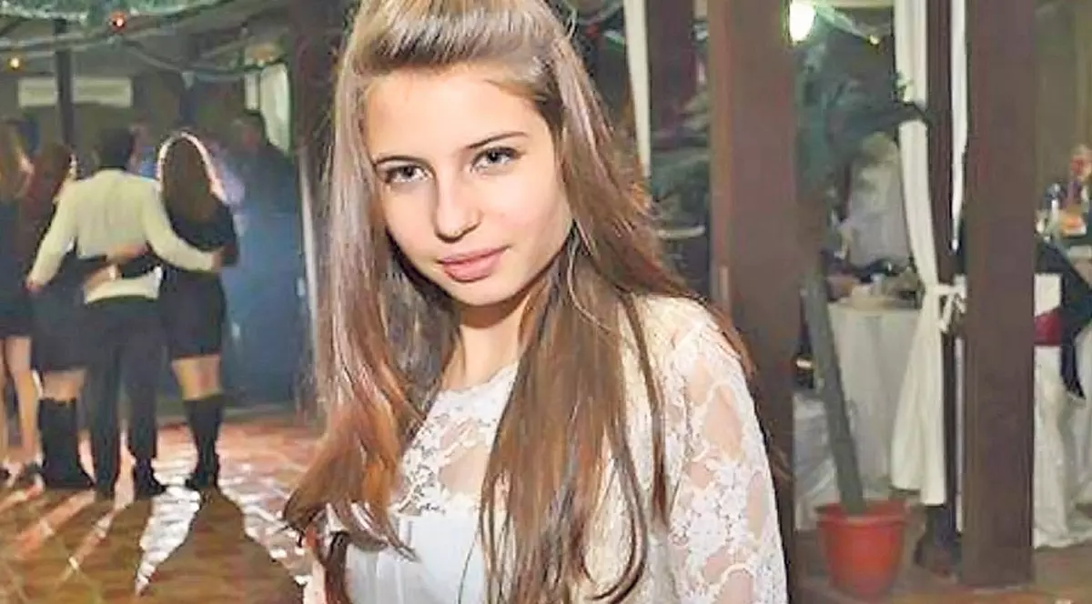 Mesaj tulburător pe pagina de Facebook a Dianei, eleva olimpică ucisă cu sânge rece de fostul iubit, în Parcul Copou