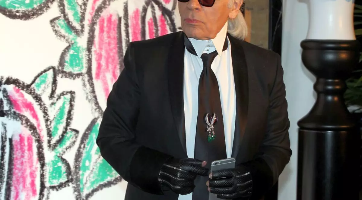 Pisica designerului Karl Lagerfeld a câştigat 3.220.000 $ într-un an