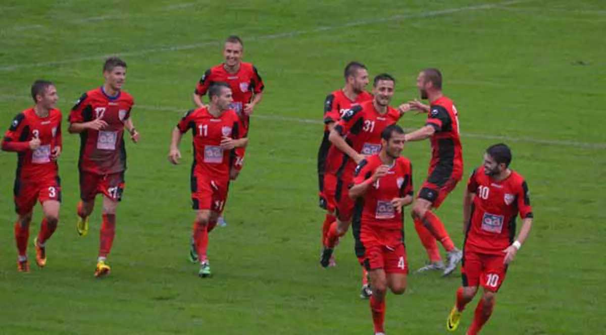 Liga 2: Voluntariul a bătut în deplasare, Reşiţa s-a împiedicat la Tărlungeni