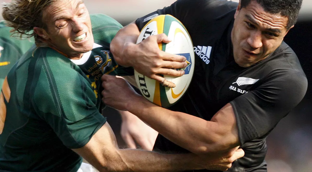 Muliaina, campion mondial la rugby, a fost arestat / VIDEO