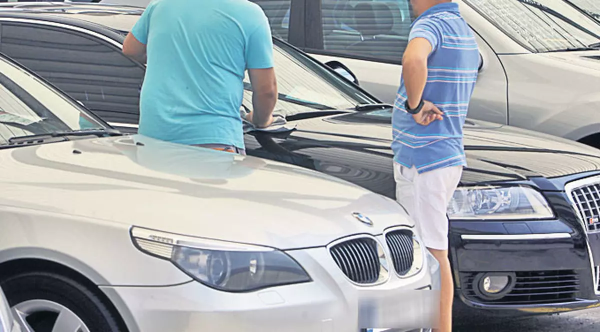 Cum îți  UMFLĂ rata la leasing în fiecare lună. Metoda a fost CONDAMNATĂ de justiție!