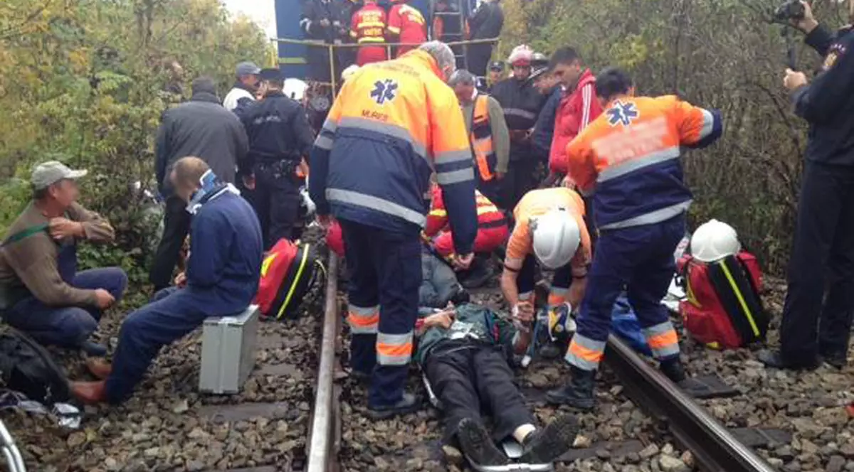 Accident şocant în gara Bârlad! A supravieţuit miraculos după ce a fost prins sub roţile trenului