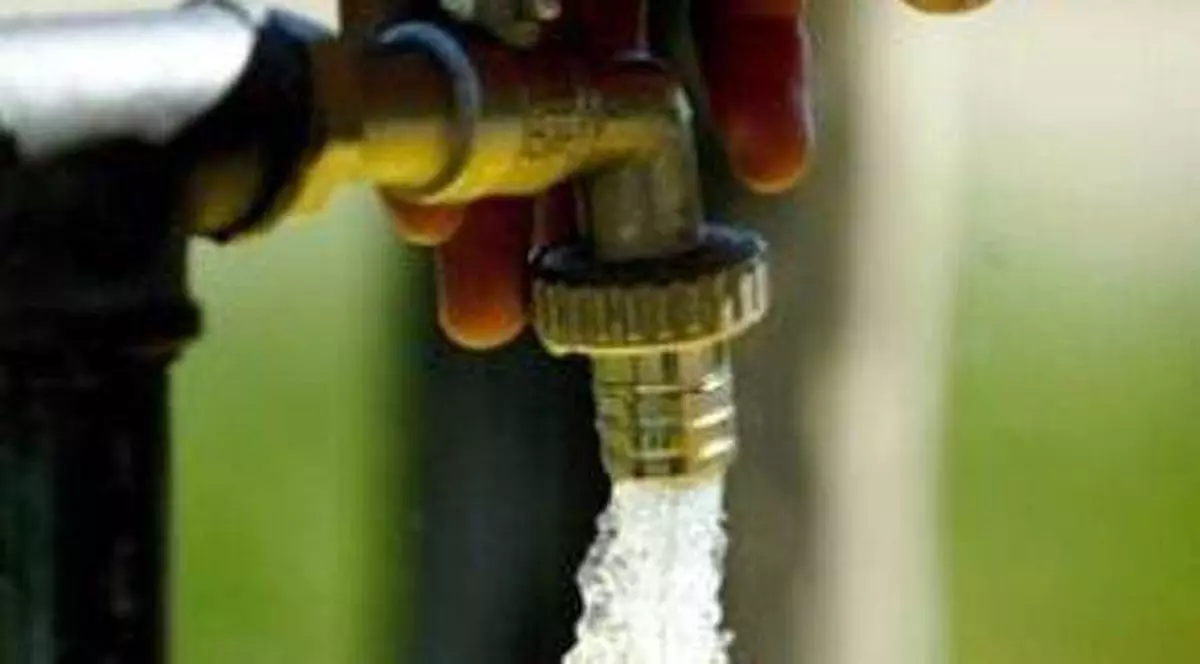 Ne spălăm mai ieftin? TVA-ul ar putea scădea la 9% și la apă 