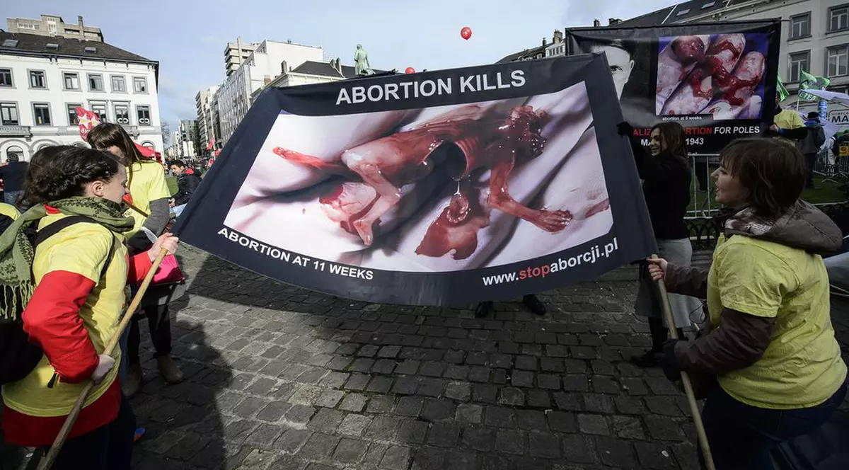 ȘAPTE lucruri neștiute despre AVORT. VEI RĂMÂNE MASCĂ!