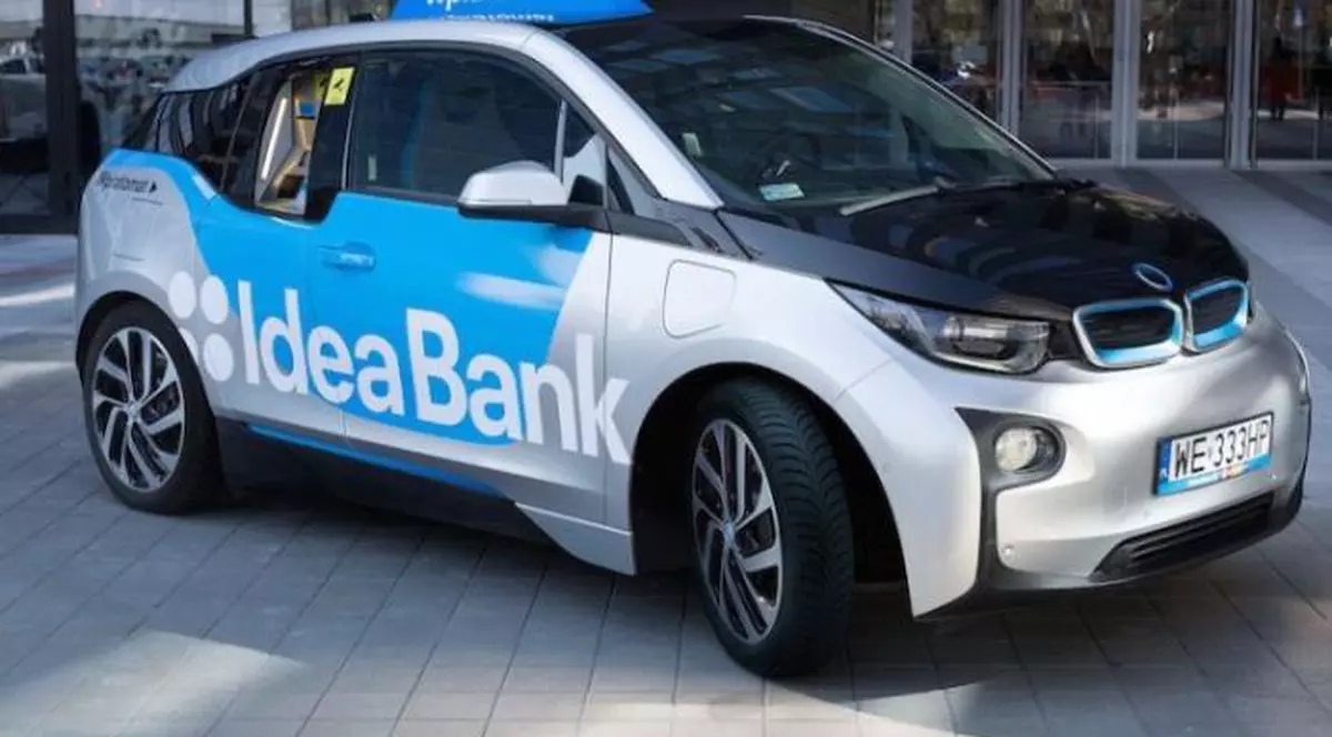 În Polonia au apărut MAȘINILE-BANCOMAT