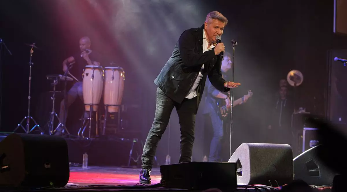 Dan Bittman a răspuns la întrebarea: "Te desparți de Holograf?"