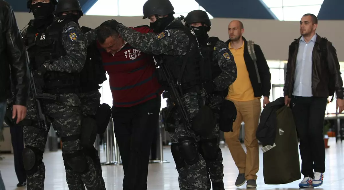 TEMUTUL proxenet ION CLĂMPARU e la București! A fost  ÎNCARCERAT la ”BECIUL DOMNESC”