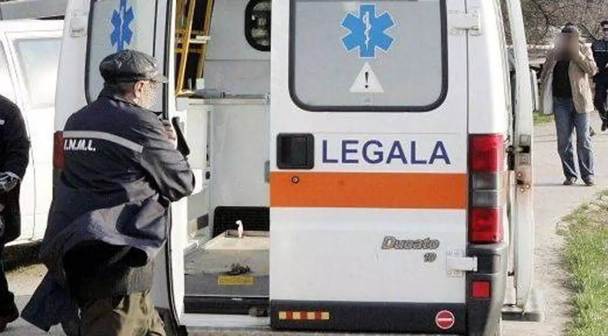 Crimă oribilă la Dâmboviţa. Şi-a UCIS soţia pentru că se IUBEA cu fratele lui 