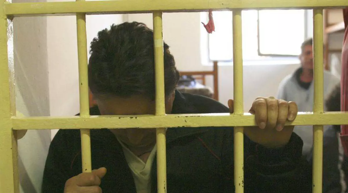 Ceartă între ministrul Justiției și sindicaliști pe numărul pușcăriașilor care au recidivat după eliberare