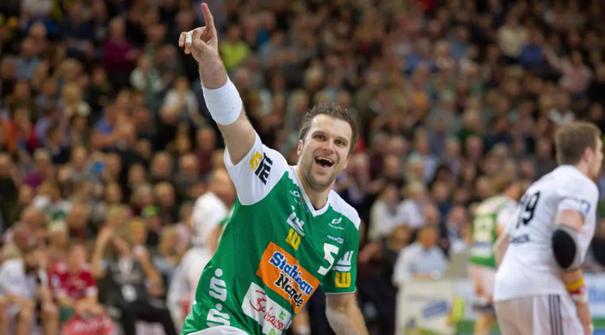 Tricolorii, din nou împreună. Dodo Oprea n-a redobândit cetățenia, dar sosește joi la lot