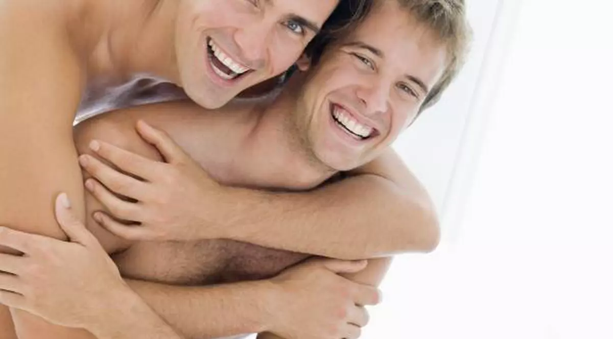 Revoltător! Elevilor li se predă la clasă: ”Homosexualii sunt vrednici de moarte”