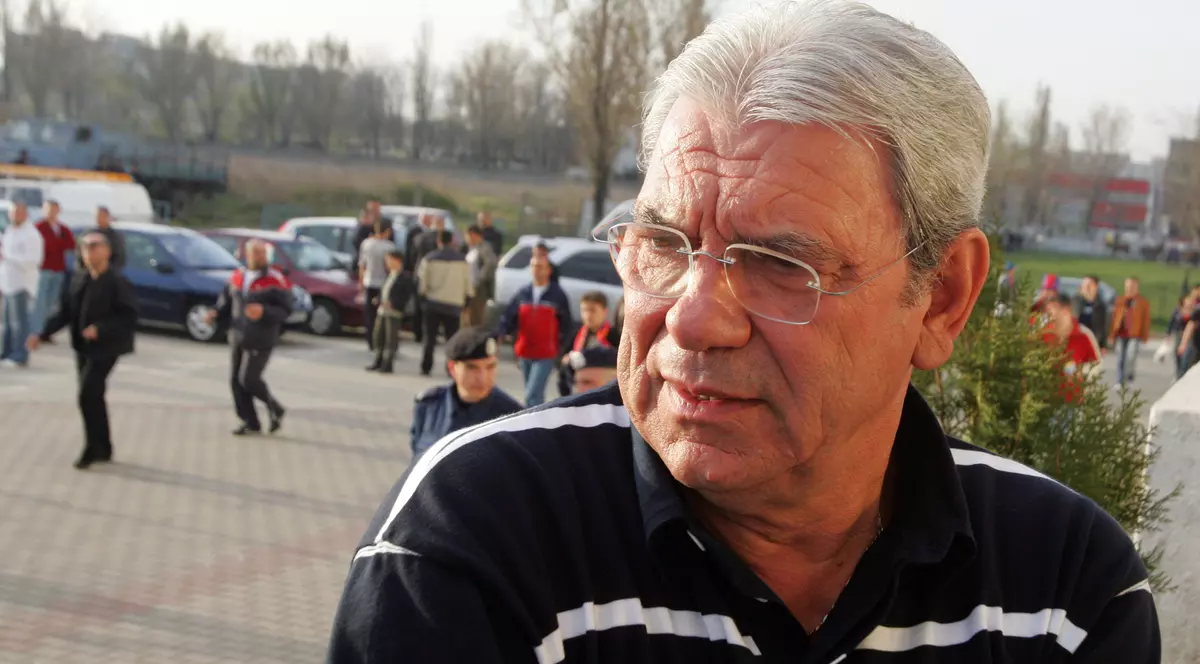 Suferința lui Ienei! Problemele de sănătate nu îi dau pace fostului antrenor: ^"Nu ştiu ce face «motorașul». Sunt sub supraveghere medicală tot timpul"