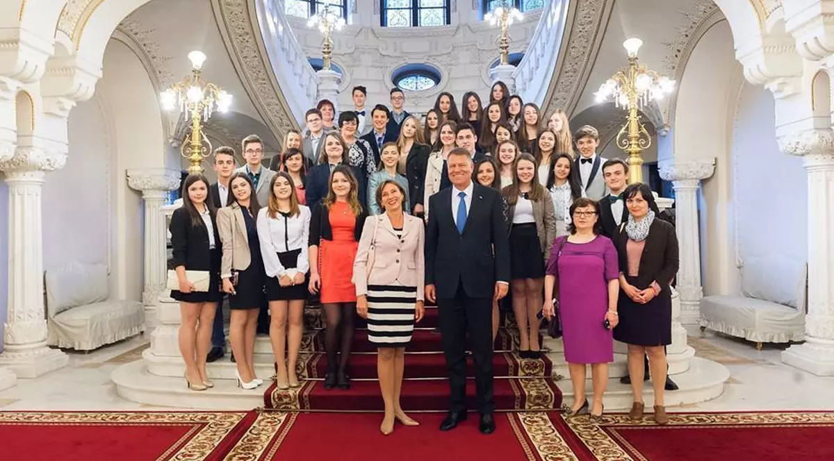 EXCLUSIV | CARMEN IOHANNIS, vizită surpriză la Bucureşti! De cine a fost însoțită