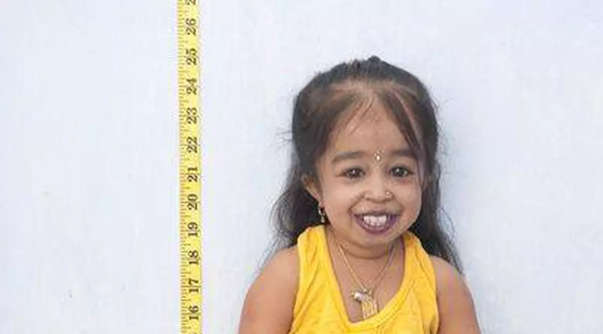 13 lucruri cu care se confruntă doar persoanele scunde