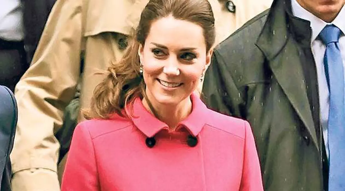 ”Nici un muritor de rând nu e tratat așa!” Ce se întâmplă în sala de nașteri a lui Kate Middleton