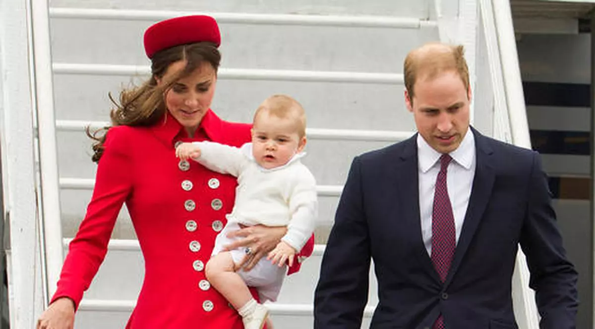 S-a aflat sexul bebelușului lui Kate Middleton! George o să aibă frățior sau surioară?