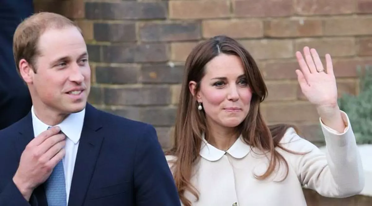 Kate şi William, gest neaşteptat faţă de fanii care aşteaptă naşterea copilului lor