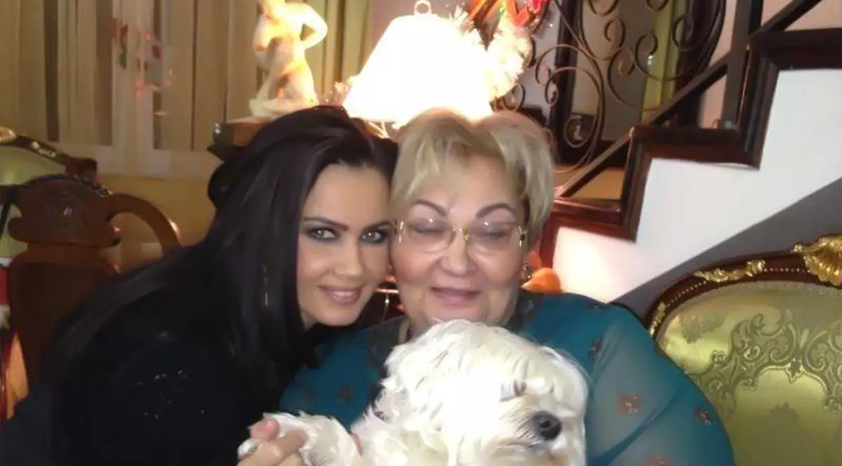 DECLARAȚII SCANDALOASE! Oana Zăvoranu, după moartea mamei: ”Și în lumea celor drepți va fi chircită...”