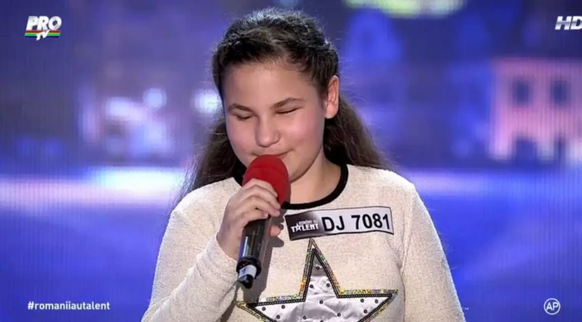Fetița oarbă care a cucerit inimile juraților de la "Românii au talent"