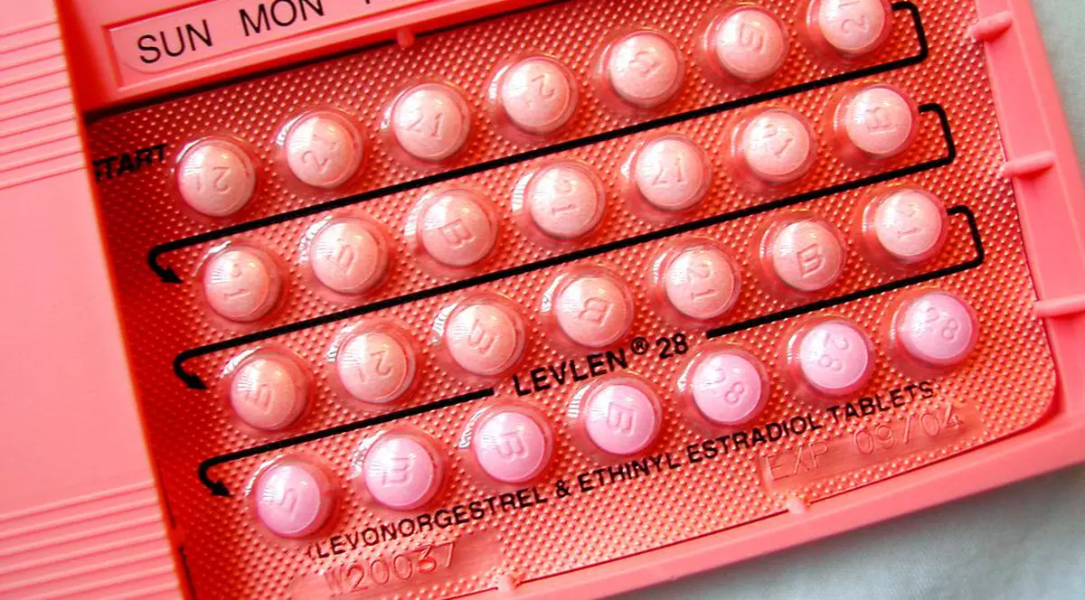 BOMBĂ! Anticoncepționalele îți pot afecta CREIERUL