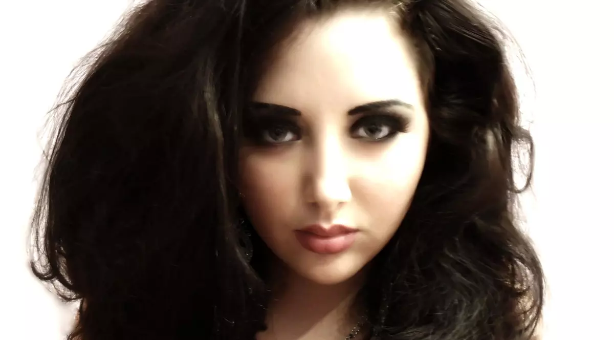 Iubitul Paulei Raț NU ȘTIE că ARTISTA a MURIT. El vrea să o SUNE