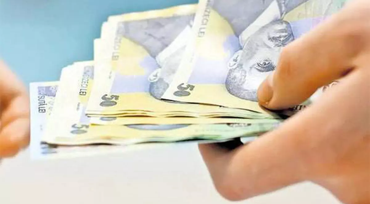 E OFICIAL! Nu vei mai putea efectua plăți cash! Vezi care sunt condițiile