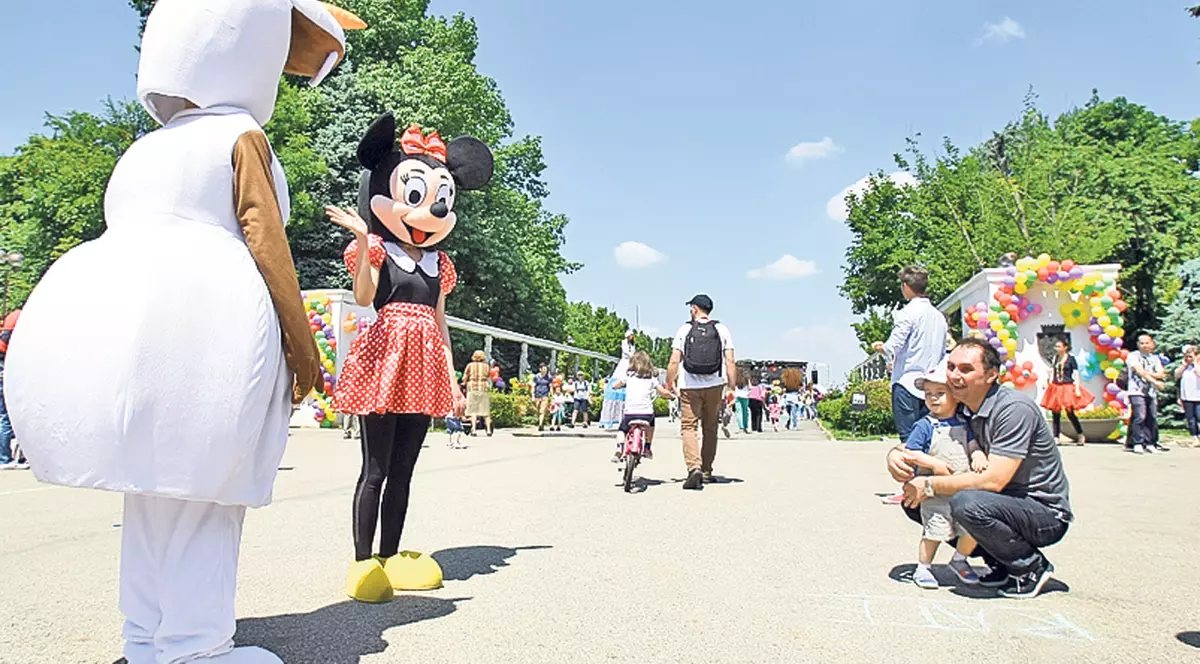 Copiii sunt răsfăţaţi în acest weekend