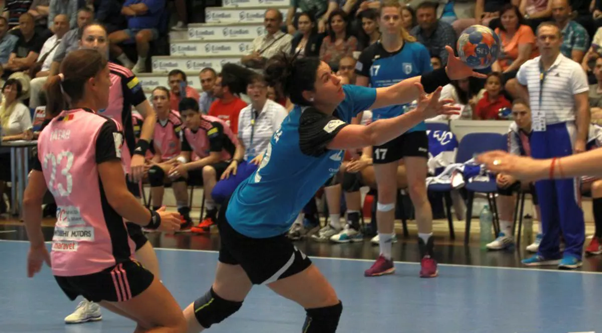 Donezi cărți, iei bilet! Inițiativă inedită la meciul de fete CSM București - SCM Craiova