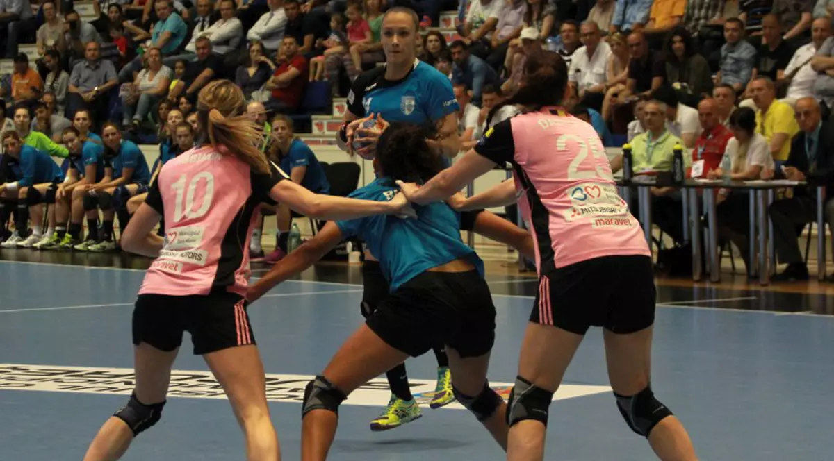 În Liga Campionilor, CSM București joacă un meci ”de moral” împotriva lui Gyor