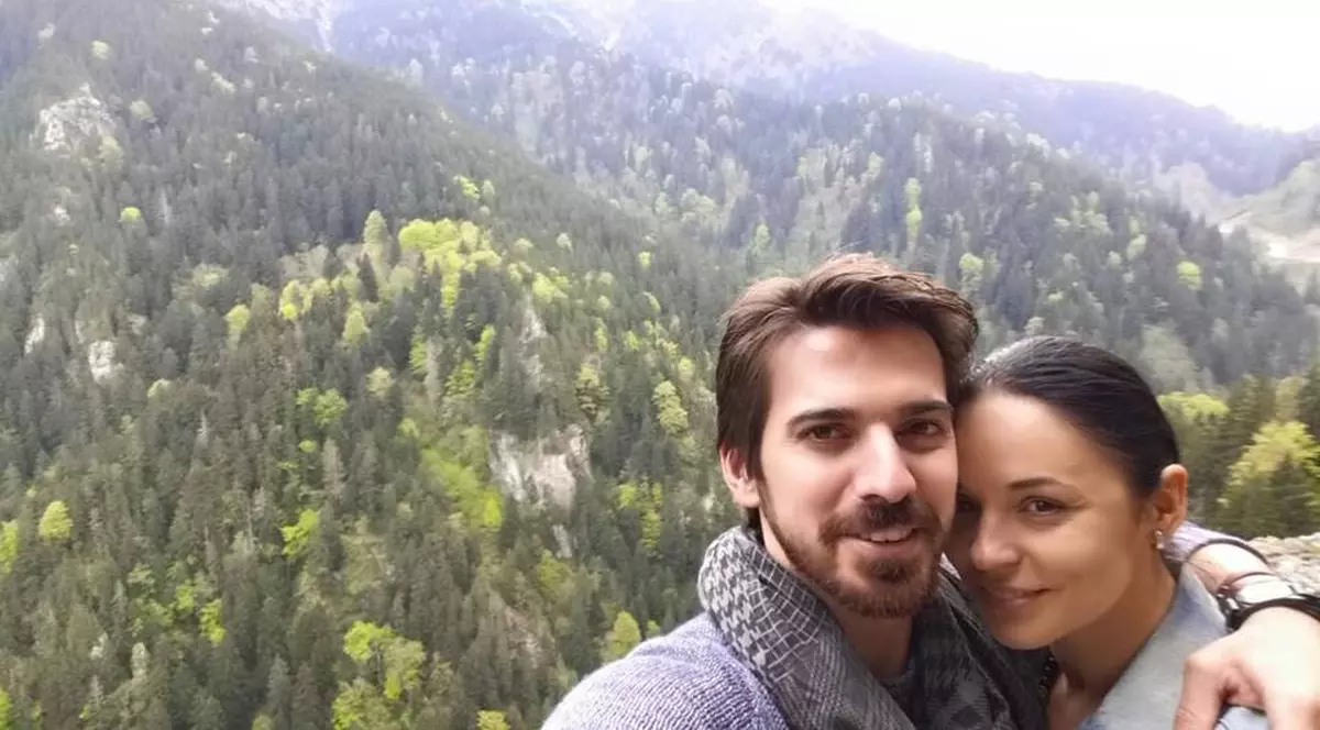 Tuncay a dus-o pe Andreea Marin în paradisul lui