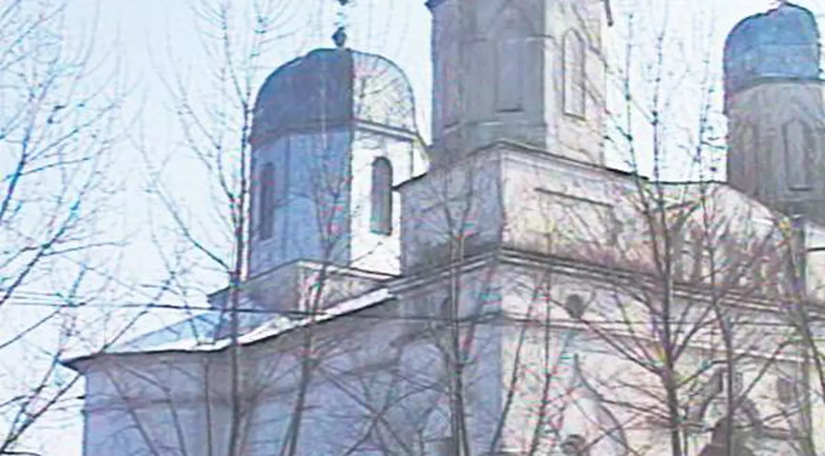 Hoțul n-are frică nici de Dumnezeu! Un bărbat de 44 de ani a băgat spaima în preoții din Craiova