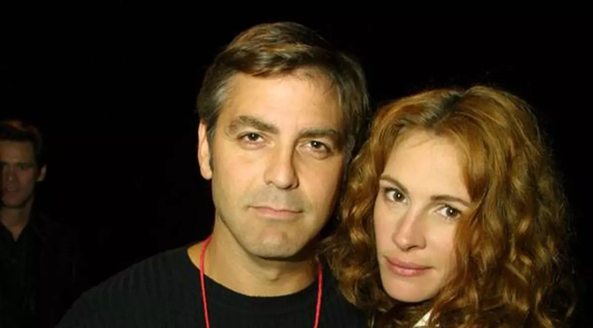 Julia Roberts, nervoasă pe soția lui George Clooney